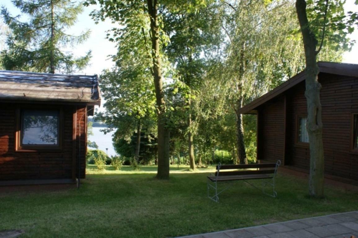 Chrzypsko Wielkie Osrodek Wypoczynkowy Sielawaヴィラ エクステリア 写真